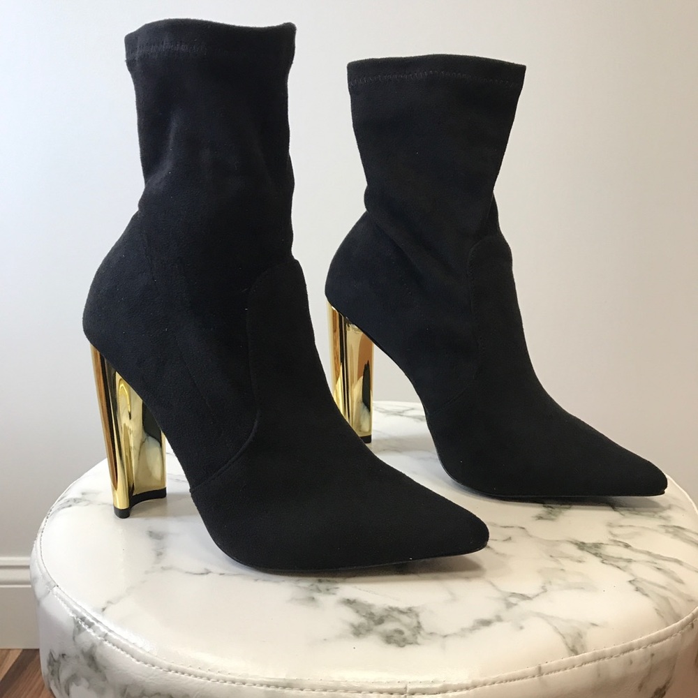 ‼️ Black Suede Ankle Bootie Pointed Sock Boot - Picture 2 of 5
